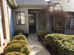 1603 Greens Edge Dr, Florence, KY 41042