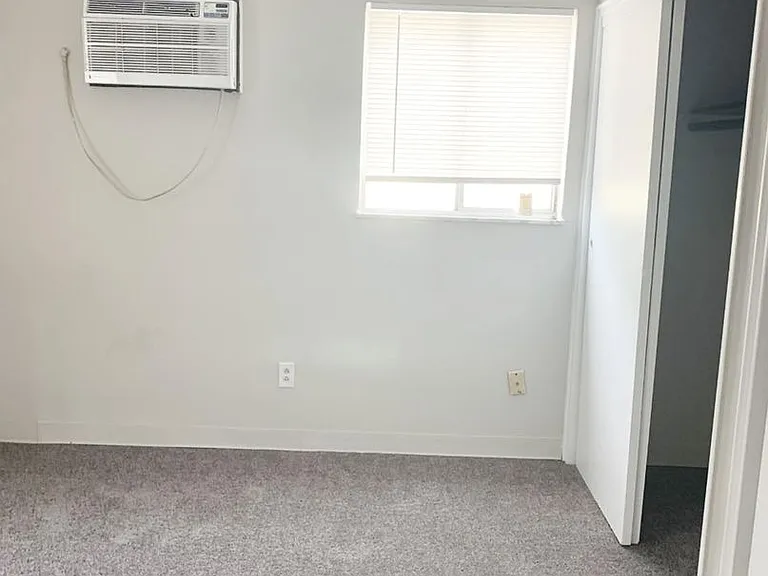 331 Shiloh St — Photo 18