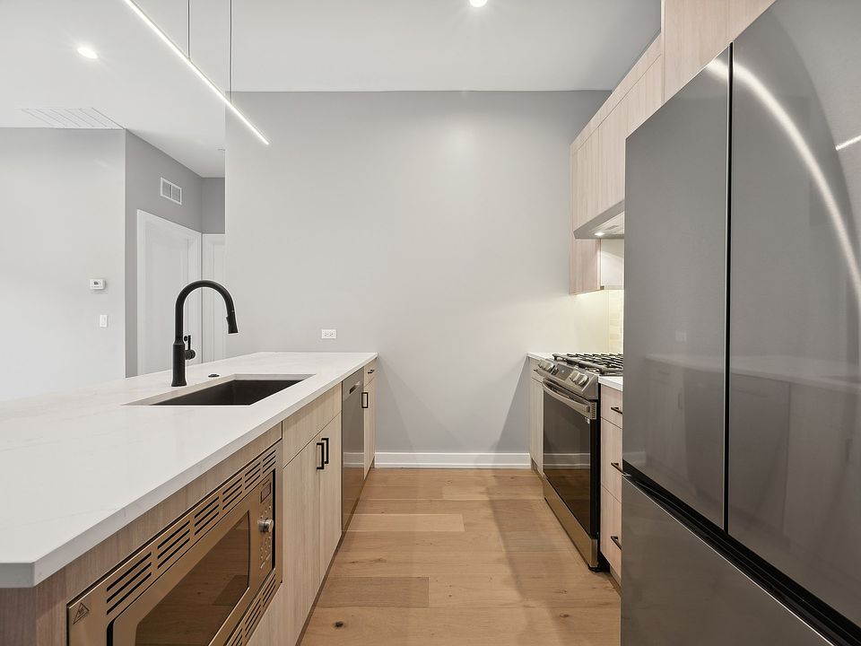1st image of 7010 N Glenwood Ave #38-J