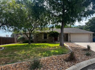 332 Bunker Hl, Pleasanton, TX 78064