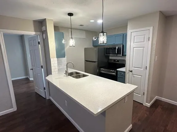 15534 Zabolio Drive #122, Houston, TX 77598