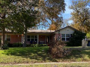 1615 Danube Dr, Dallas, TX 75216
