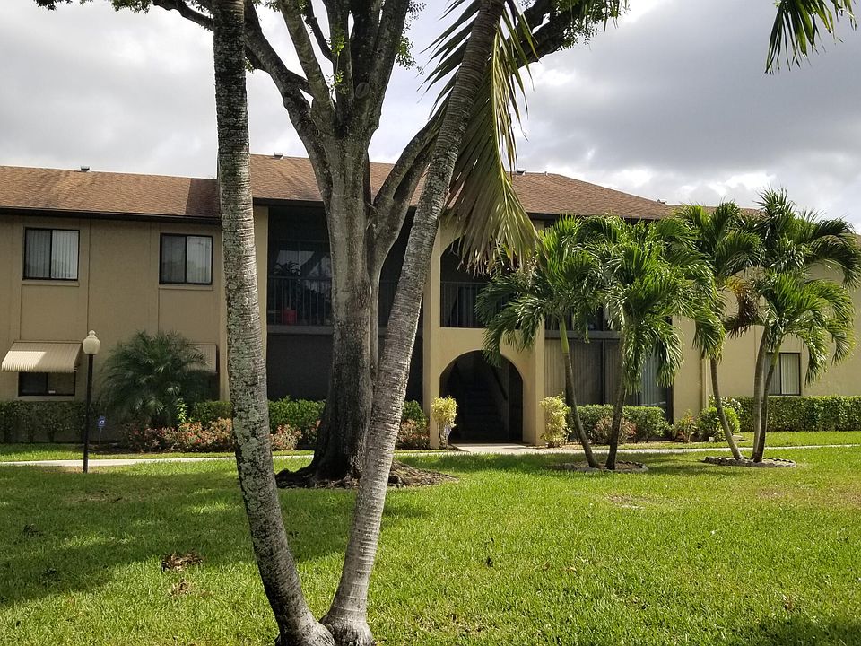 1st image of 334 Knotty Pine Cir APT C-2