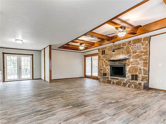 4th image of 20775 Juanita Ln