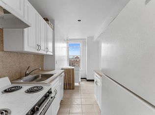 190 72nd St APT 194, Brooklyn, NY 11209