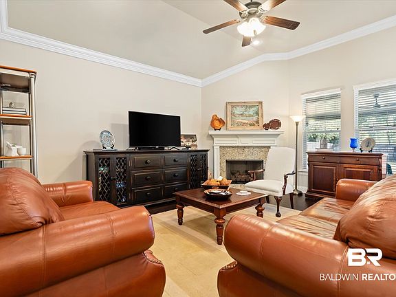 2nd image of 660 Turquoise Dr