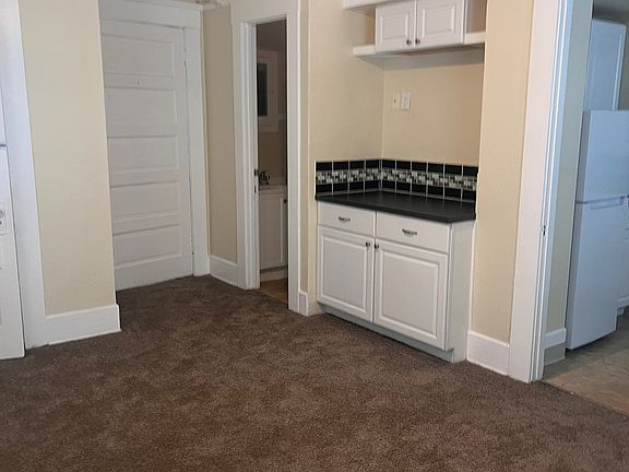 2nd image of 3821 5th Ave APT 12