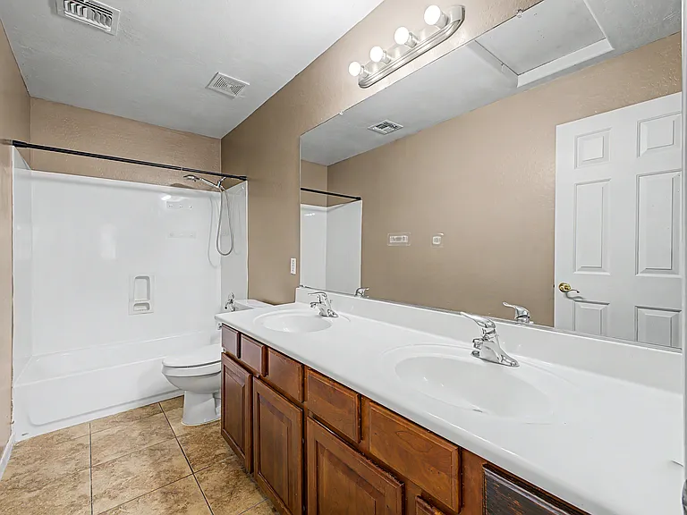 15652 W Durango St — Photo 25