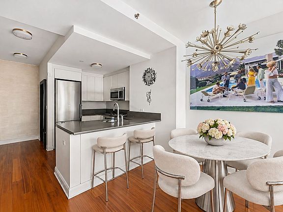 4th image of 57 Reade St APT 6D