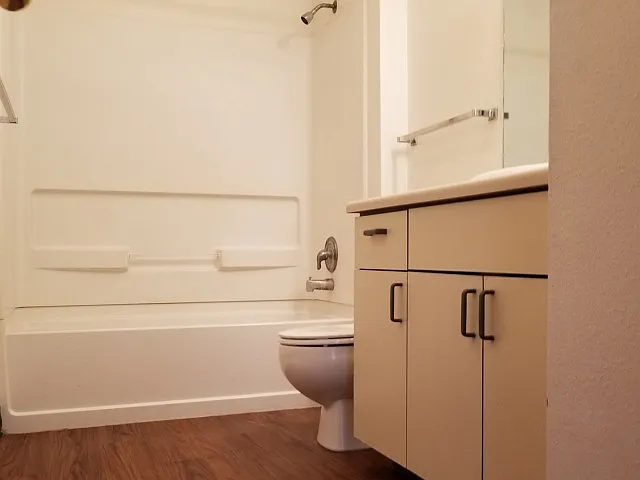 3X1 Bath