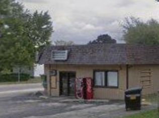 500 3rd St, Henry, IL 61537