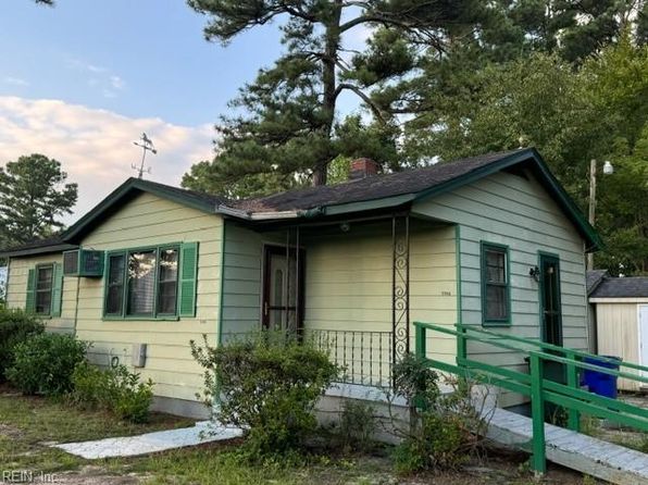 9304 Gates Rd, Suffolk, VA 23437