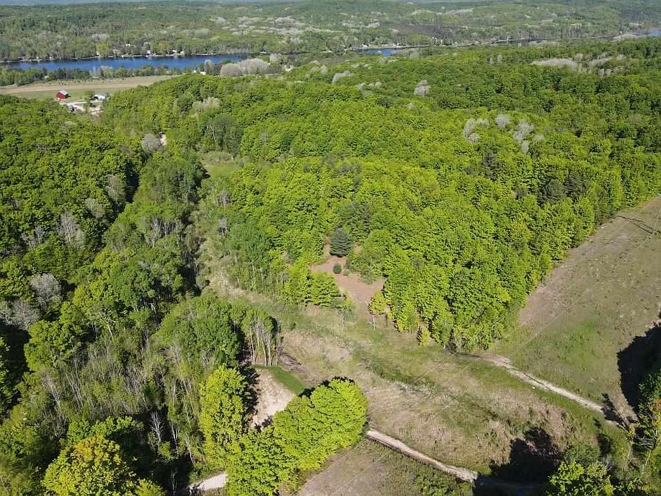 1st image of Pesek Rd