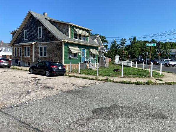 (undisclosed Address), North Dartmouth, MA 02747