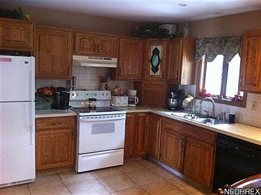 1st image of 127 Harrow Ln