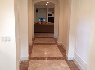 5700 SW 86th St, South Miami, FL 33143