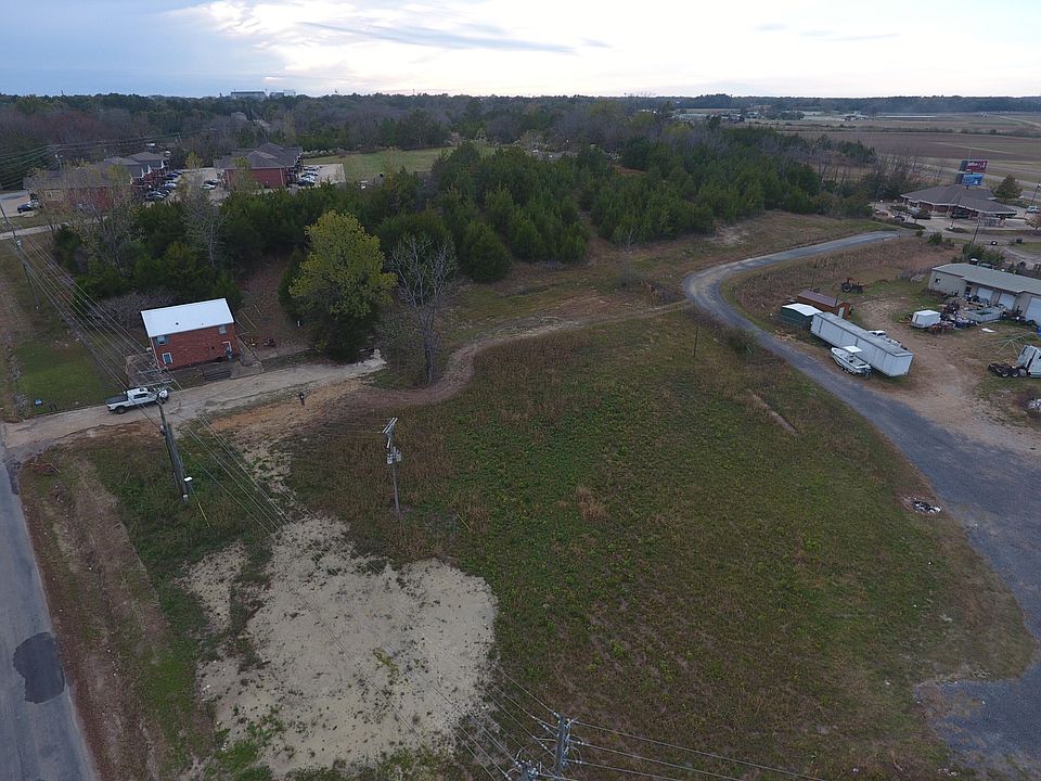 903/905 Old Mayhew Rd, Starkville, MS 39759 MLS 221953 Zillow