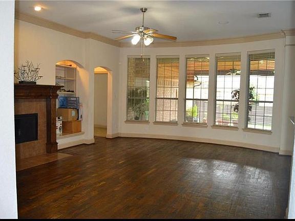2nd image of 2404 Hardrock Castle Dr