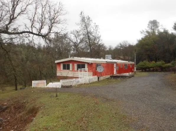 14104 Gordon Dr, Bella Vista, CA 96008