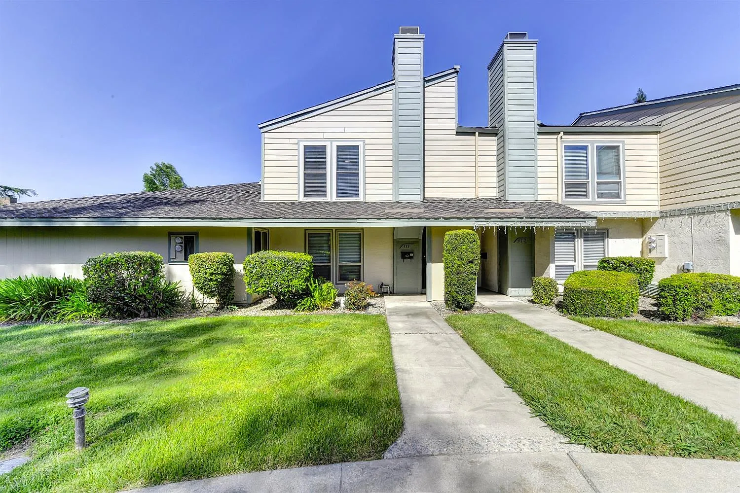 313 Bridge Pl photo 1