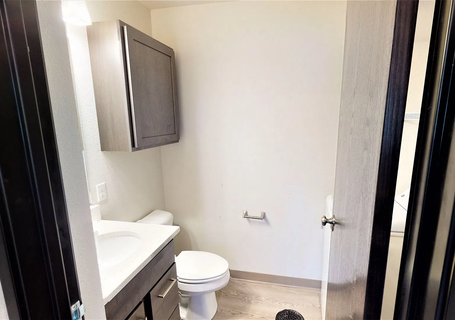 210 S. Hyland — Photo 3