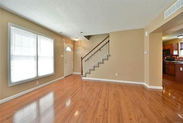 2nd image of 223 New Richmond Dr
