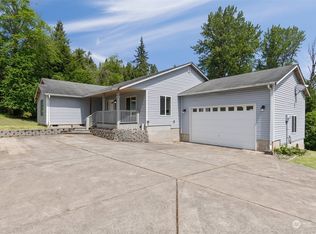 125 W Beacon Hill Dr, Longview, WA 98632