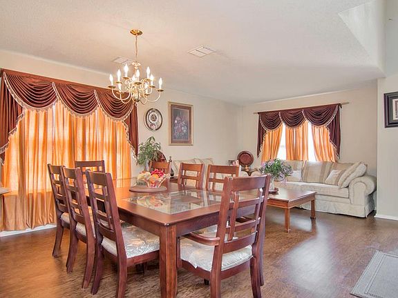 5th image of 915 Cattail Dr