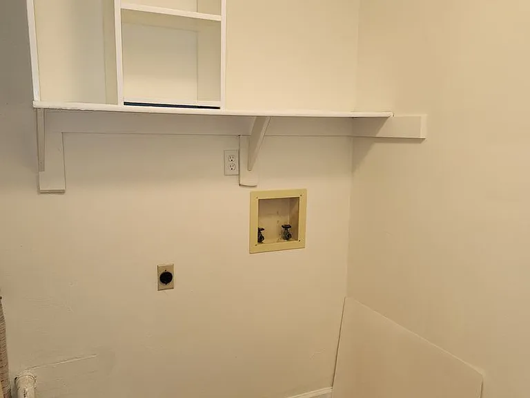 4801 Afton Ct — Photo 12