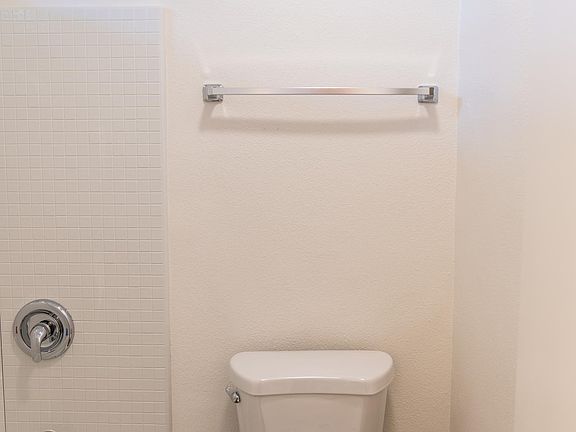 5th image of 346 Roosevelt St APT 7
