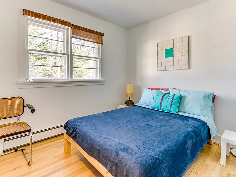 38 Woodbine Dr — Photo 11