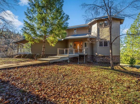 23151 Da Kine Rd, Pioneer, CA 95666