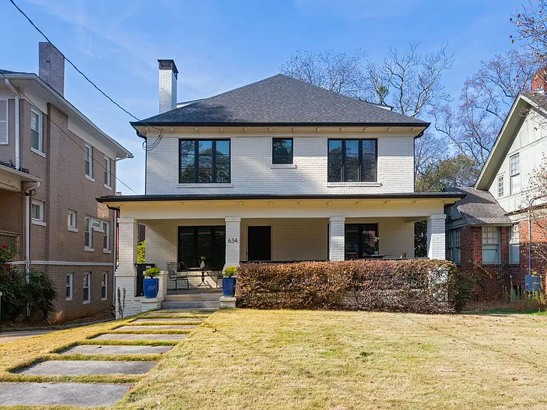 634 Bonaventure Ave NE — Photo 5