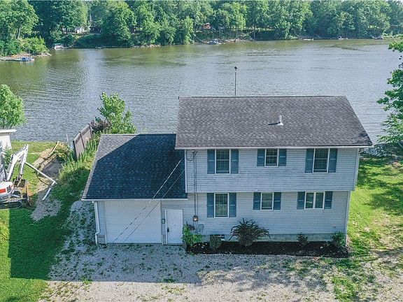 3rd image of 9388 Pearl Dr