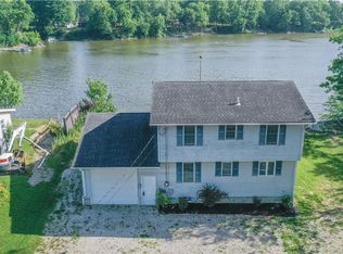 9388 Pearl Dr, North Benton, OH 44449