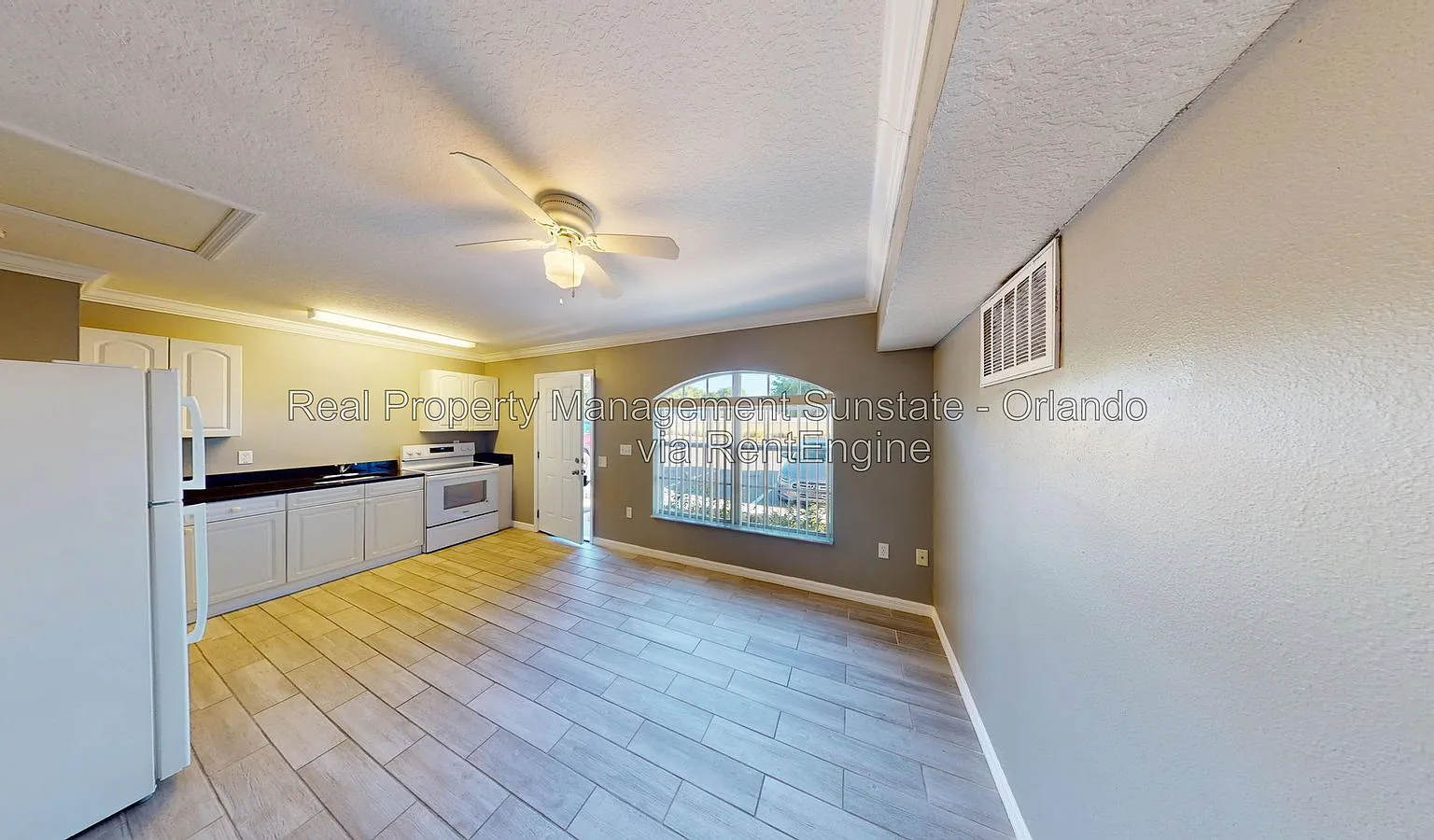 1 bed, 1.0 bath, 600 sqft, $1,095 — Photo 3
