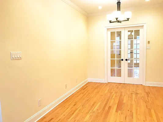 Rented by Rapid Realty Cobble Hill | media 19