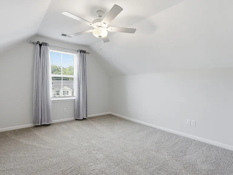 143 Nettleton Ln — Photo 18