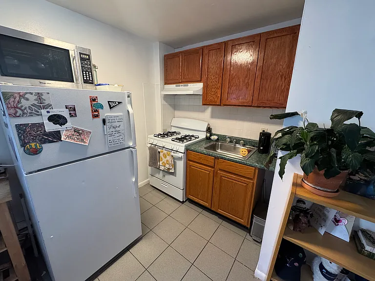 131 Court St #8C — Photo 2