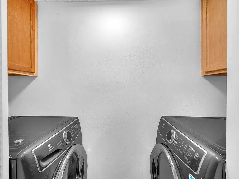 12359 NW 11th Ct — Photo 11