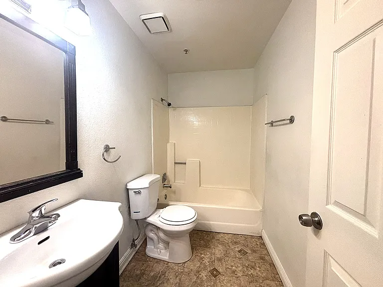 7730 Secret Shore Dr #206 — Photo 31