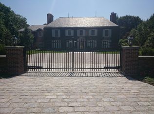 230 Heath St, Brookline, MA 02467