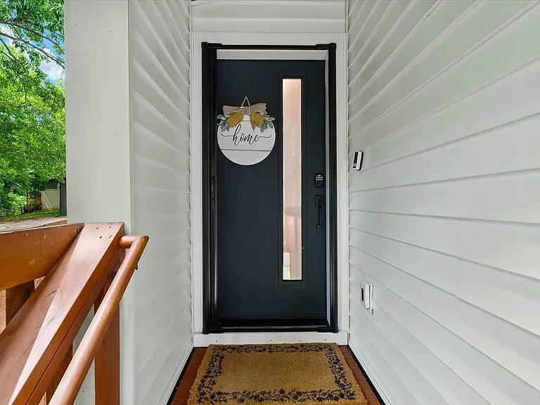 308 Sunliner Dr — Photo 7