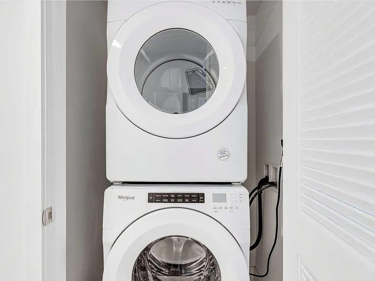 Washer/Dryer