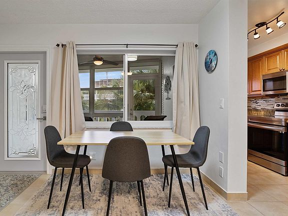 3rd image of 161 NE 10th Avenue #5B