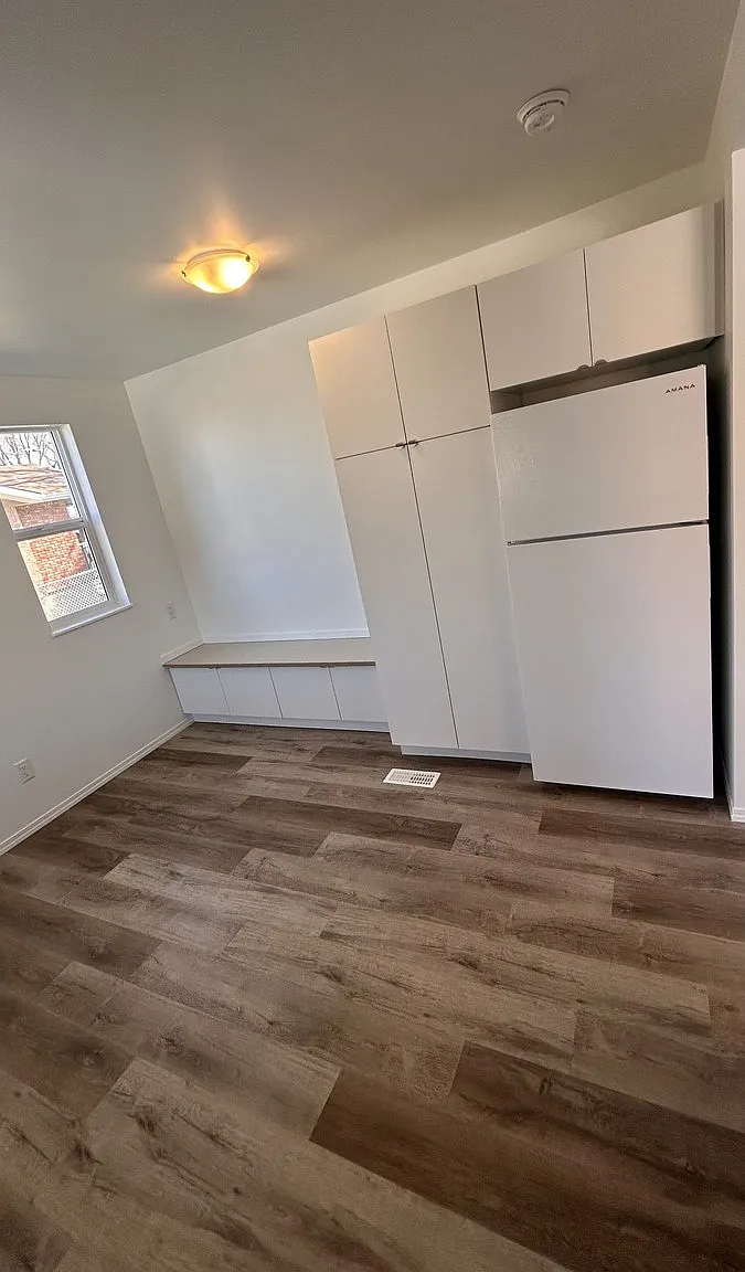 SF234 | 3 Bed 1 Bath Basement unit in Newton | 12208/12210 57 Street — Photo 4