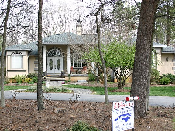 4th image of 8336 Chick Dr