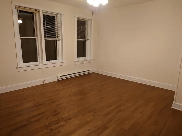 1832 Bolton St #2 — Photo 9