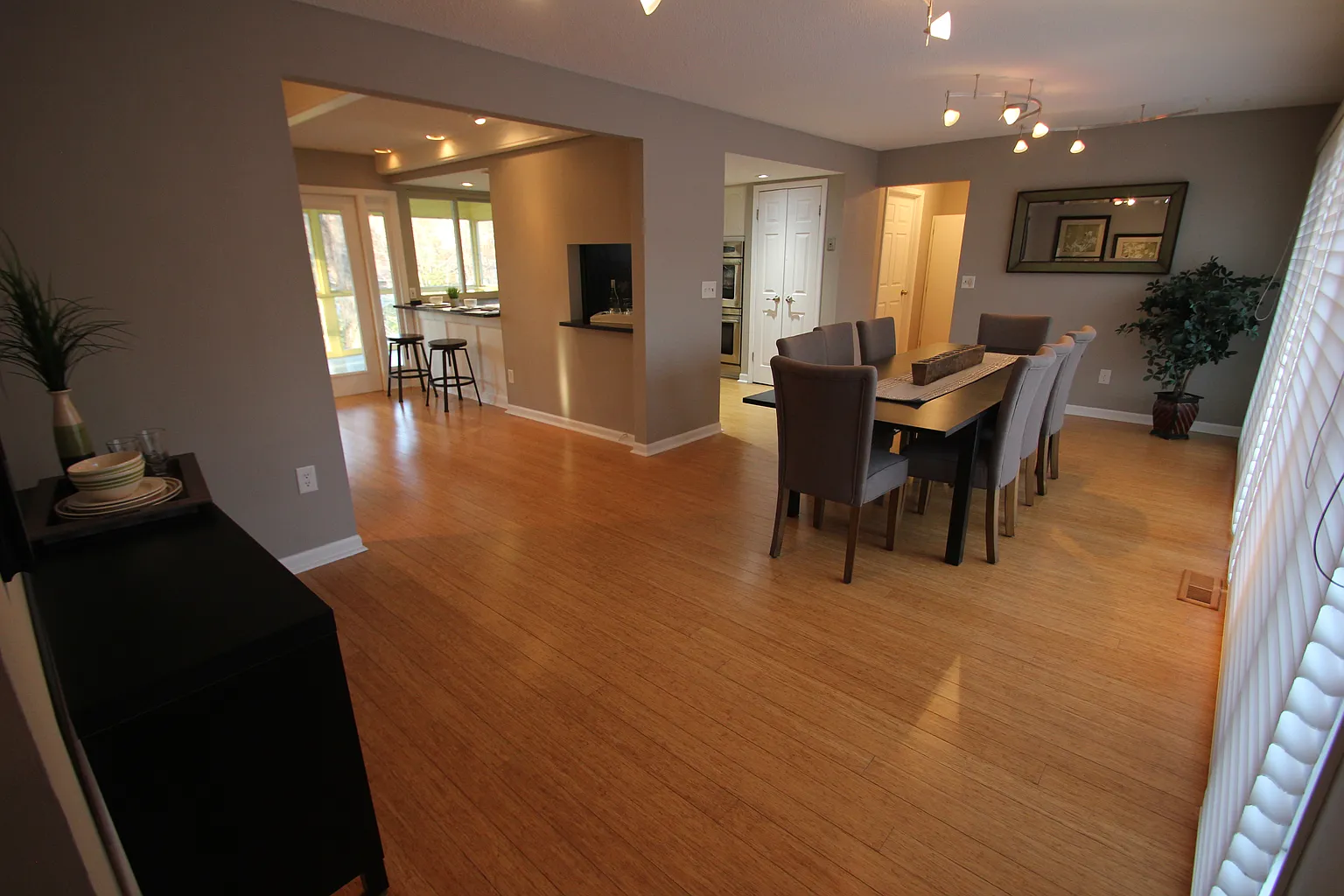491 Sunstone Dr photo 1