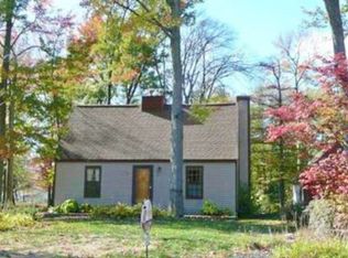 4901 Foster Rd, Midland, MI 48642